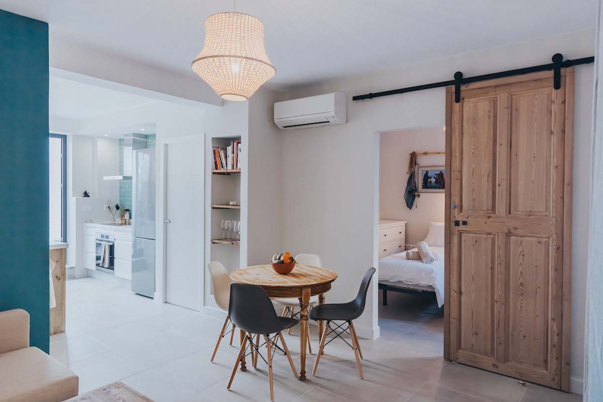 Malaga Beach House space 1